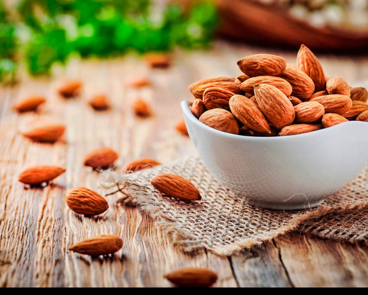 Almendras para masajes descontracturantes